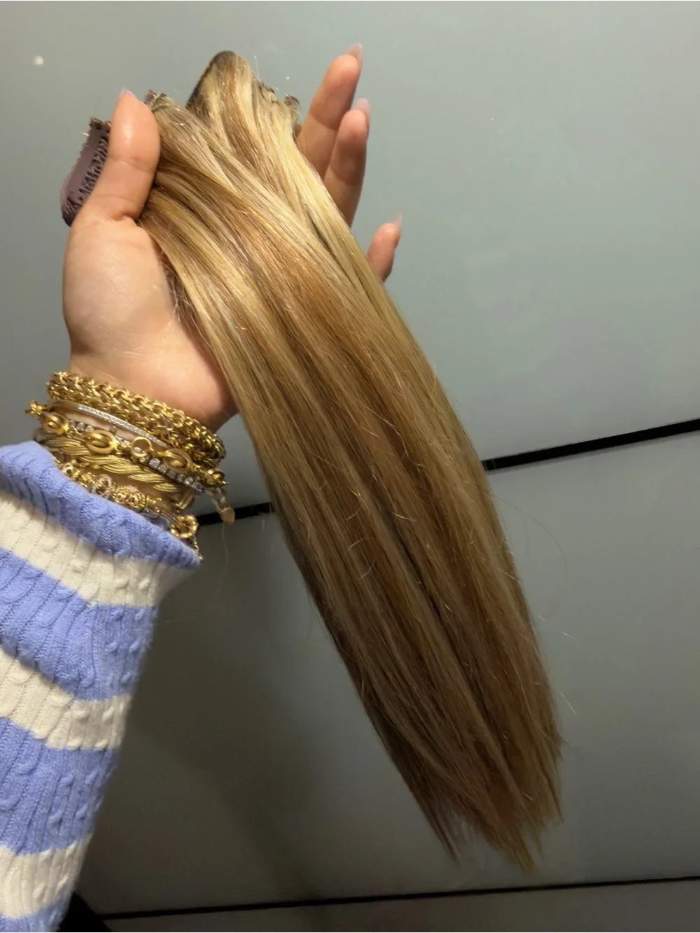 N/A blonde highlights